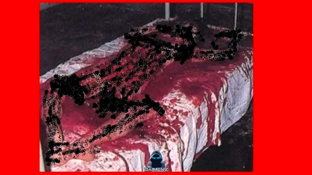 پیتر اسکالی اغلب علاقه به کودک آزاری داشت اما در یک ویدیو اون اقدام به کشتن یه انسان بالغ کرد (عکس جهت انتشار تا حد امکان سانسور شده)